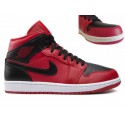 BUTY NIKE AIR JORDAN 1 MID (554724-660) ślad kleju 42,5